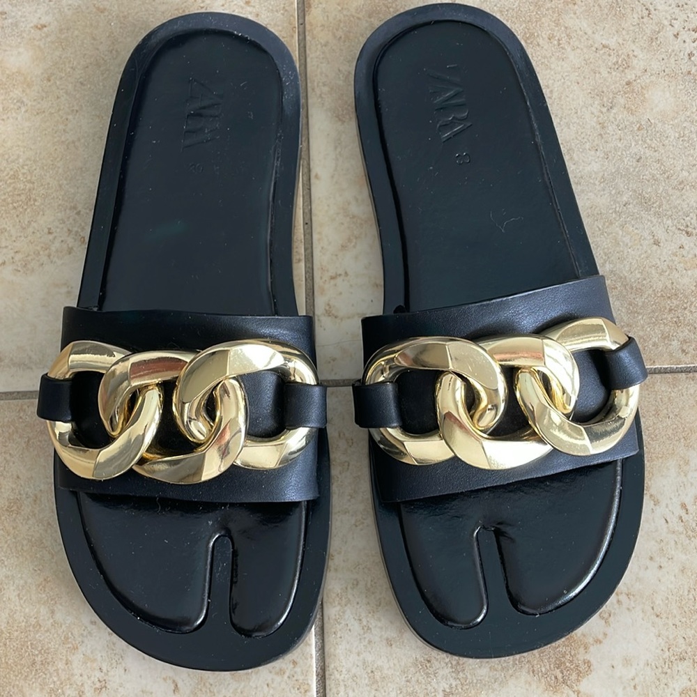 Zara sandals size 39